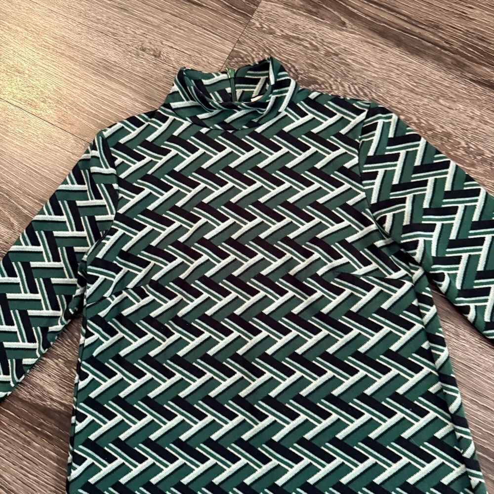 Tuckernuck Emerald Geo Mod Ellie Dress - Picture 3 of 9